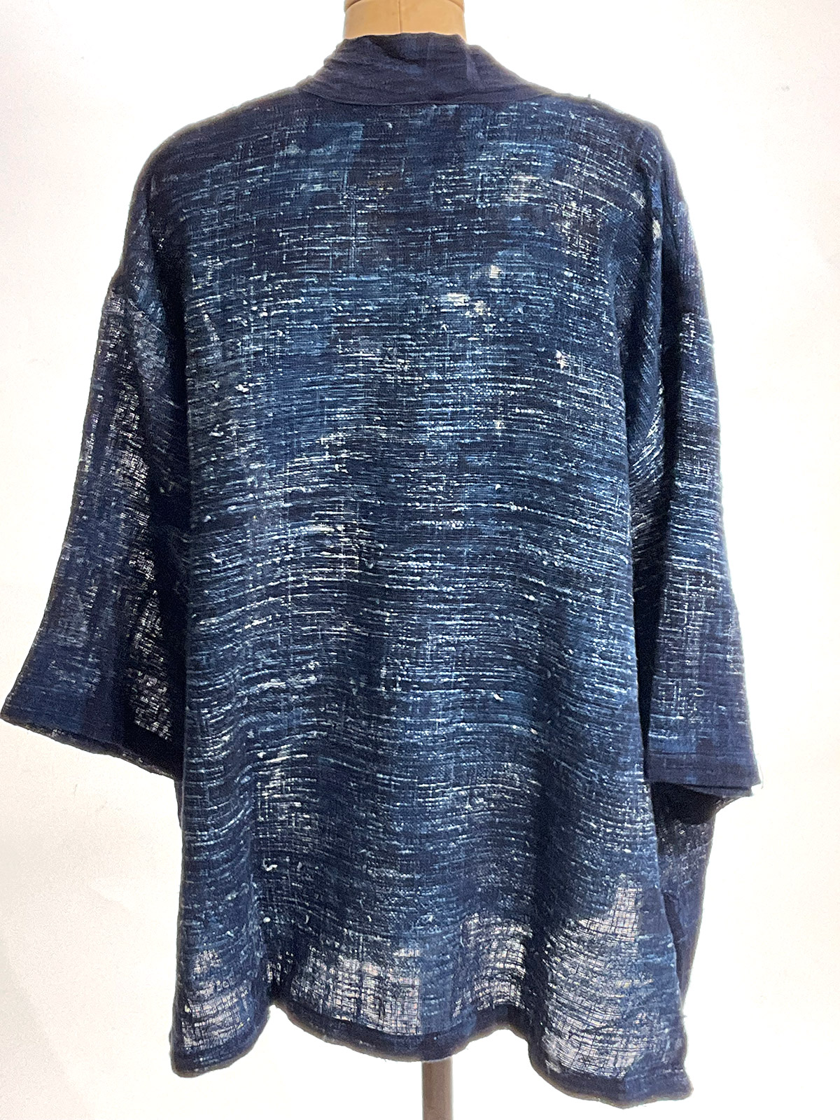 Hand Painted Hippari (Kimono Style Jacket) – The Island Gallery