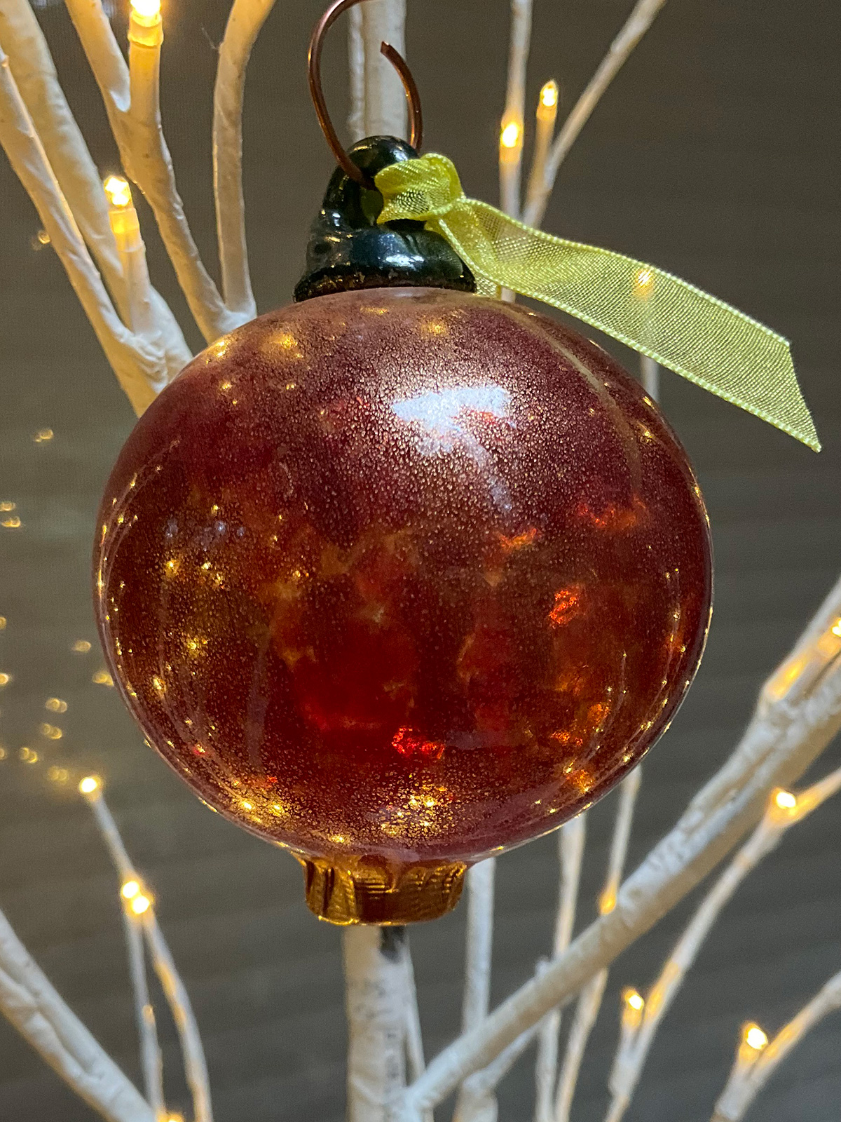 Ted Jolda, Pomegranate Ornament