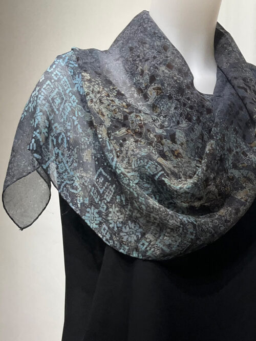 Isnia, Deep Teal Scarf