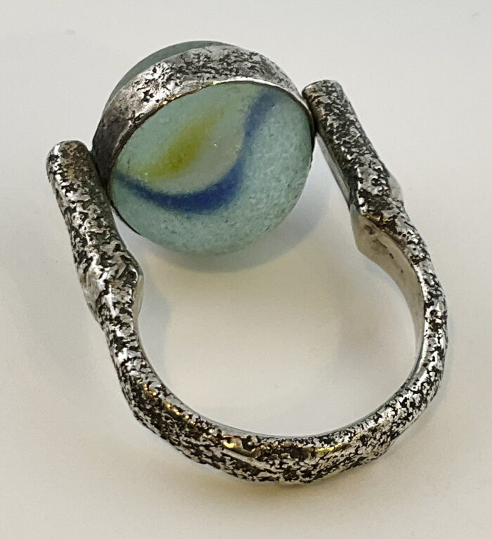 Lou Zeldis, Silver and glass globe ring